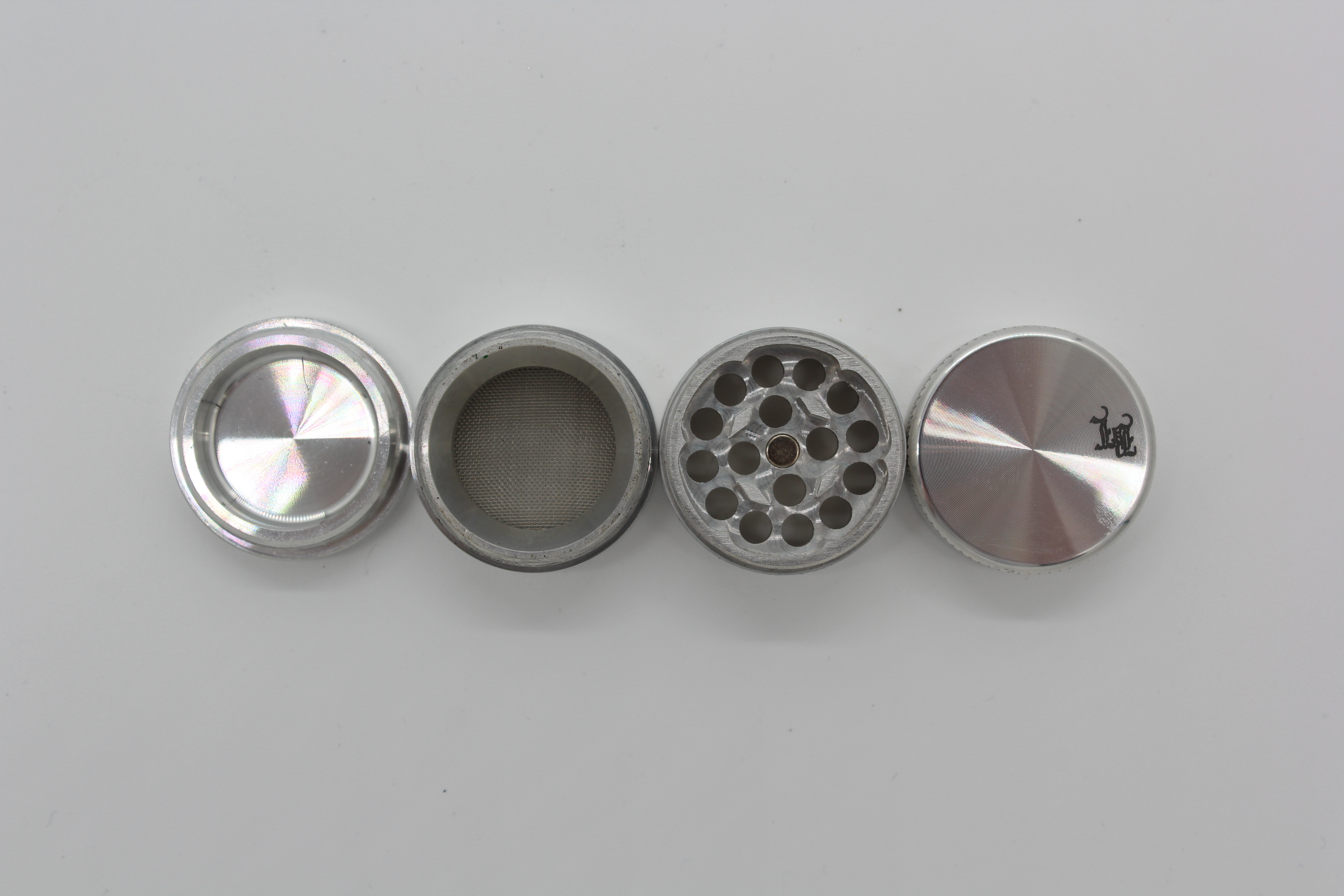 Aluminium-Grinder Silber klein